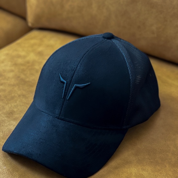 WOLF TRUCKER CAP - Picture 4 of 6